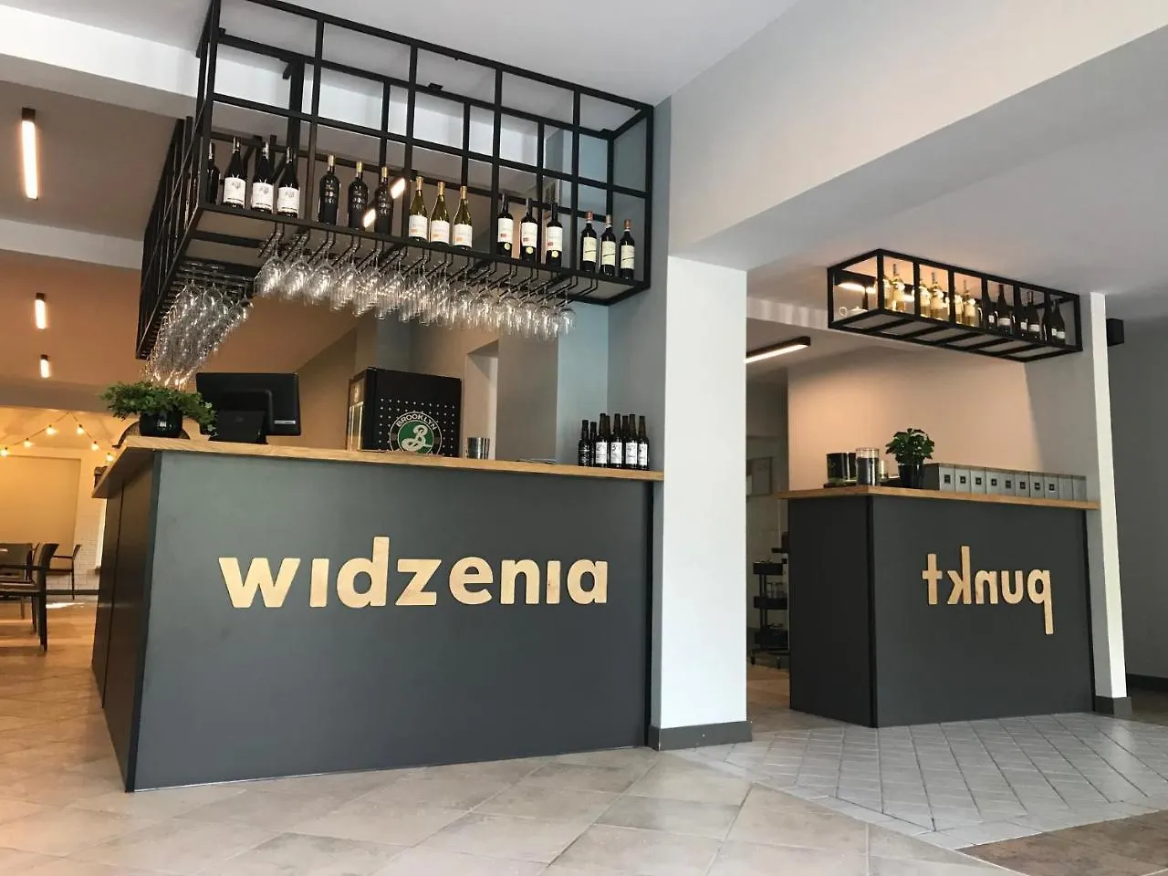 Restauracja & Hotel Punkt Widzenia Skórzewo 0*,  波兰